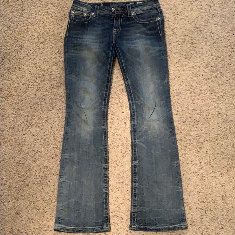 Miss Me Woman’s Jeans Size 28
